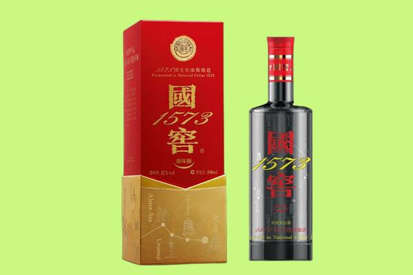 贡嘎县回收国窖1573.jpg